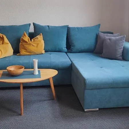 Ankerplatz, Am Hafen Ost 10