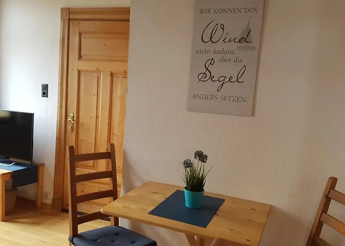 Ankerplatz, Am Hafen Ost 10 卡罗利嫩西尔